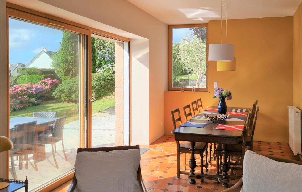 Lovely Home In Perros-Guirrec With Wifi Экстерьер фото